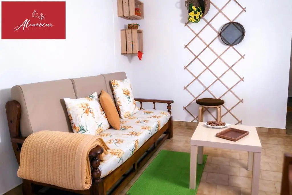 Guest House Almeixar