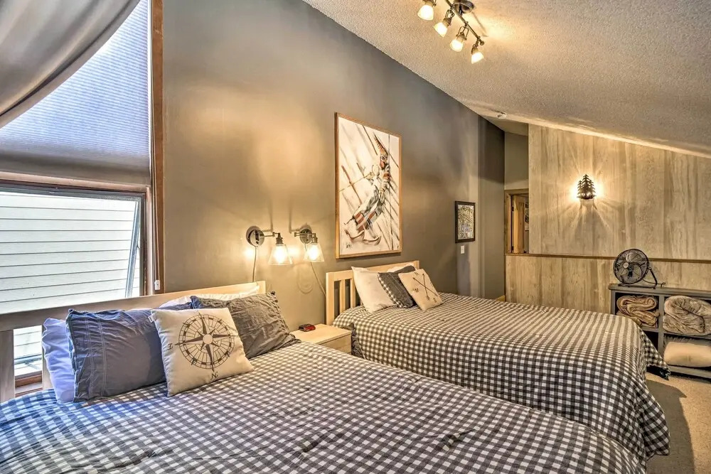 Ski-in/ski-out Granby Ranch Retreat w/ Mtn View!