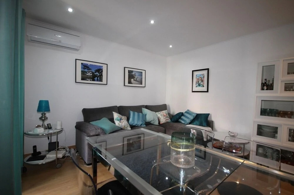 35 Penha de Franca Apartment