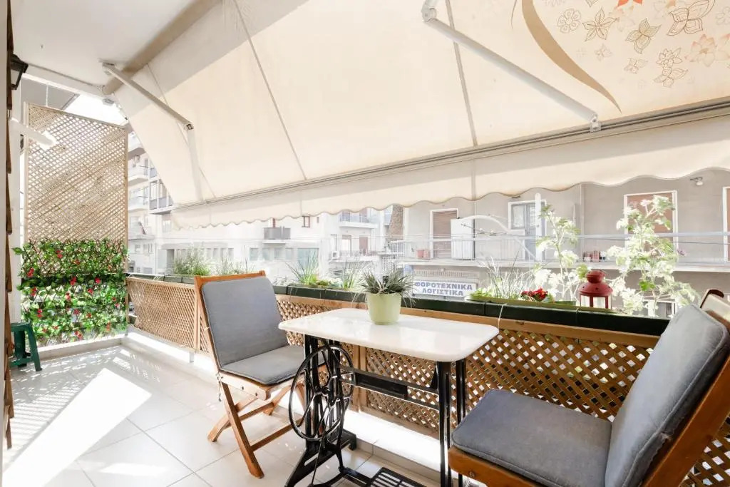Near Acropolis brand new 1 min from metro