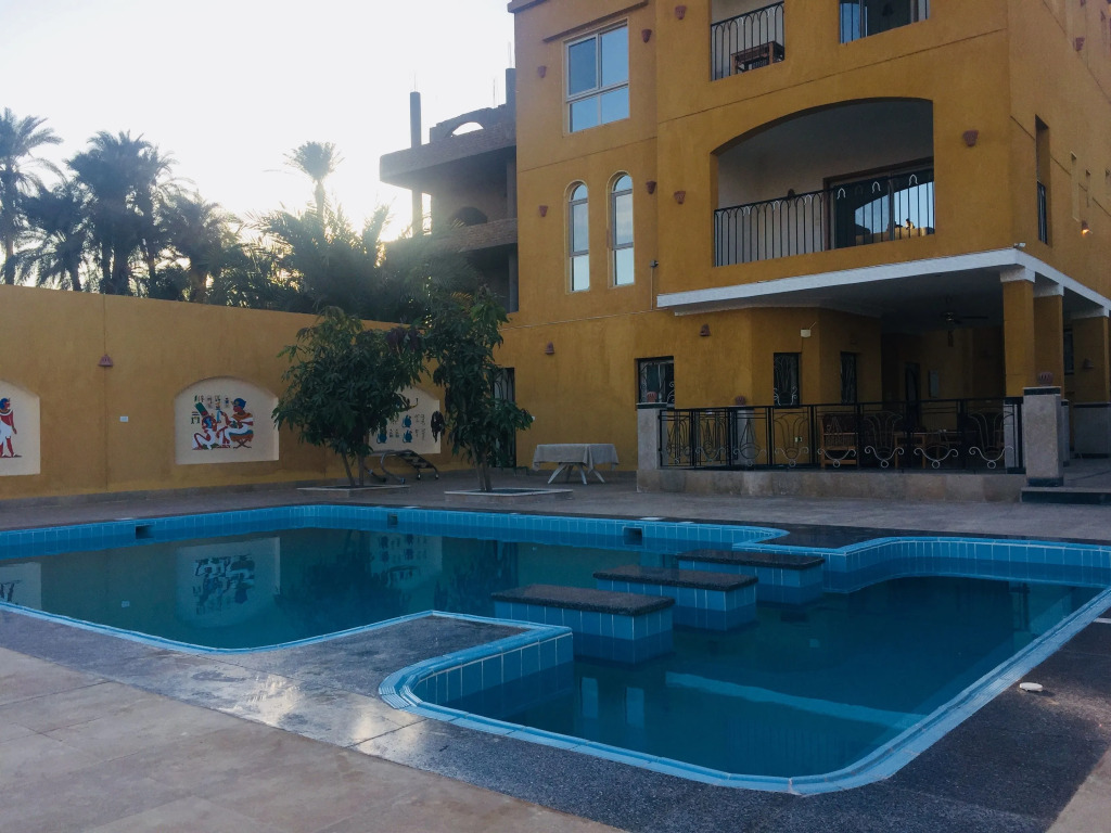 Jewel Howard Carter Hotel