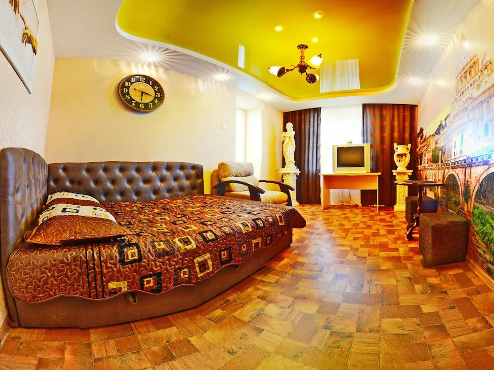 Chernigov Apartments