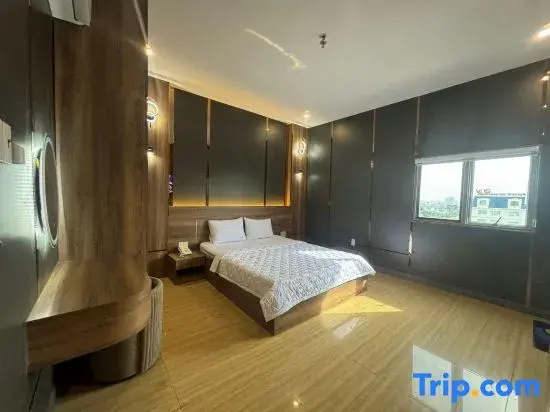 LUXURY Hotel Pham Van Dong
