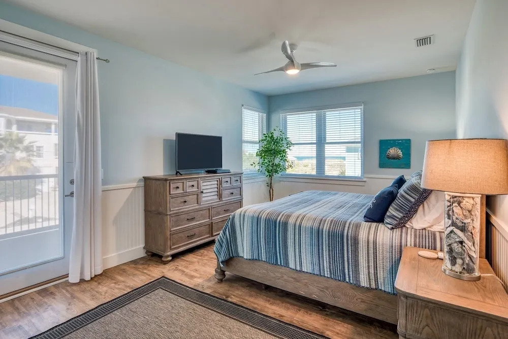 Beach Retreat #49292 - 5 Br Home
