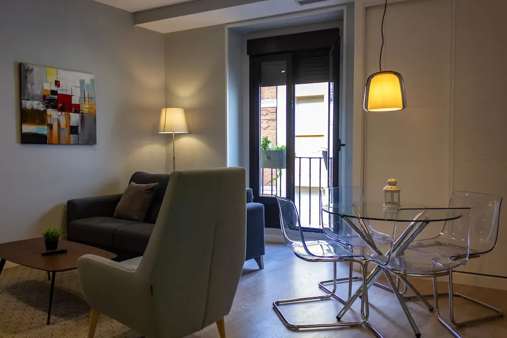 Arenal Suites Puerta del Sol