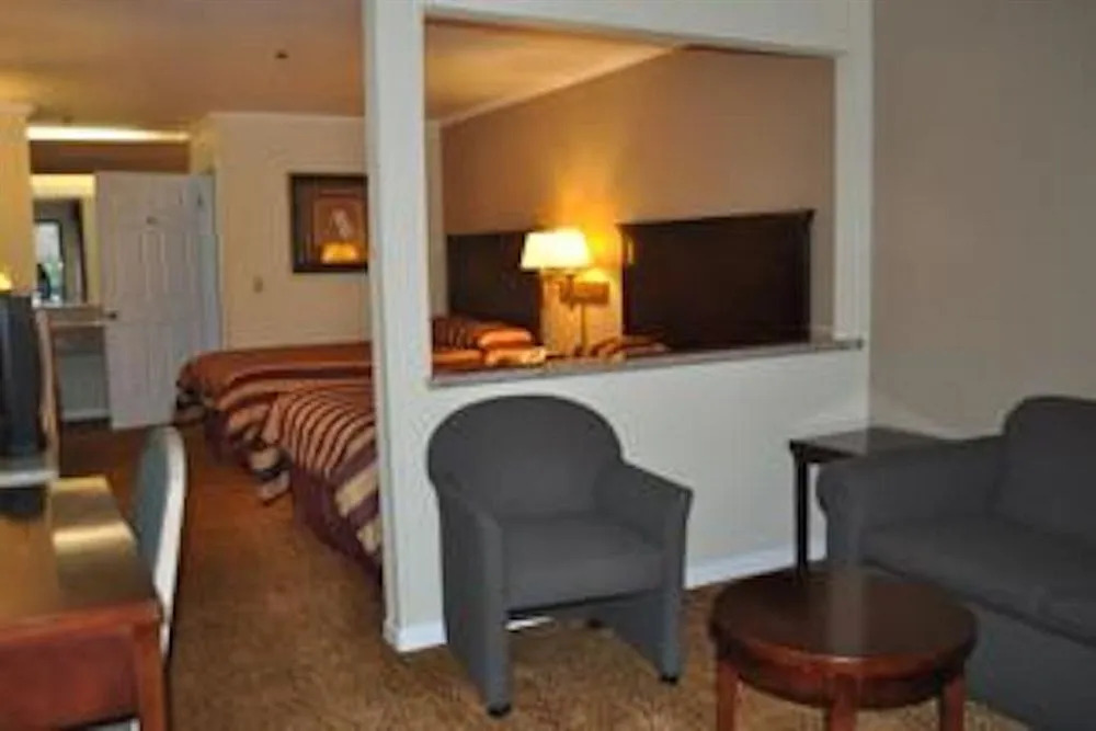 Executive Inn & Suites Sacramento