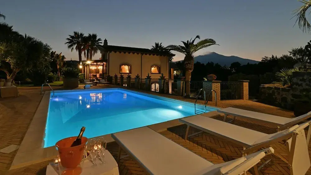 VILLA BIDDIZZA 10, Emma Villas