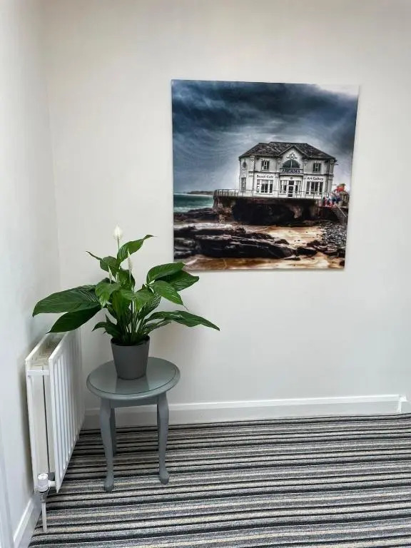 Luxury Portrush Holiday Homes - The Glynn, Portrush Sleeps 12 - 5 bedrooms