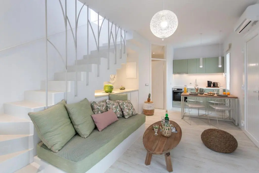 Sunday Luxury Suites