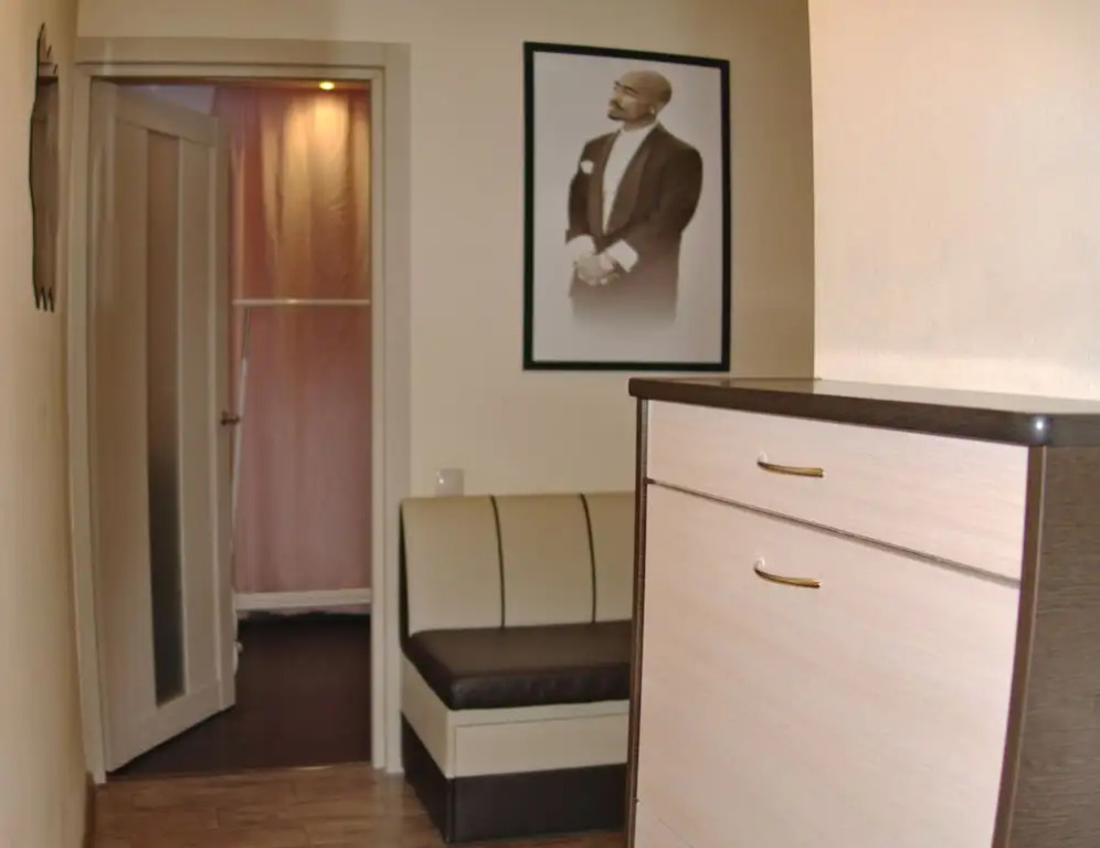 LUXKV Apartment on Sevastopolskiy 7