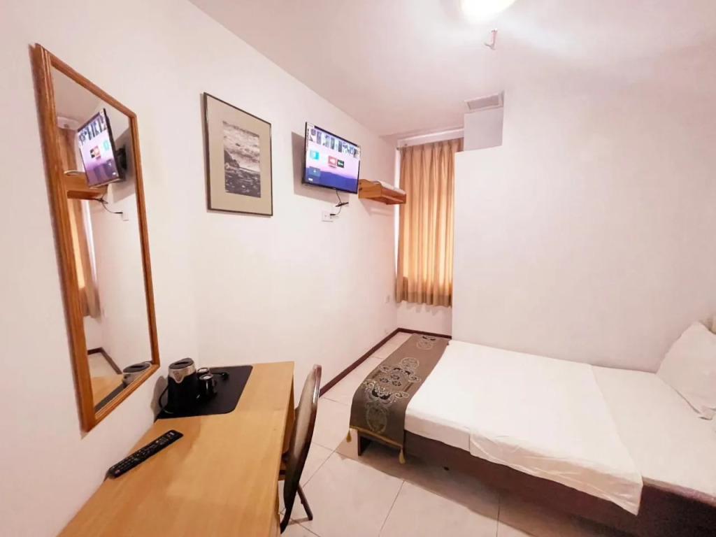 White Horse Hotel