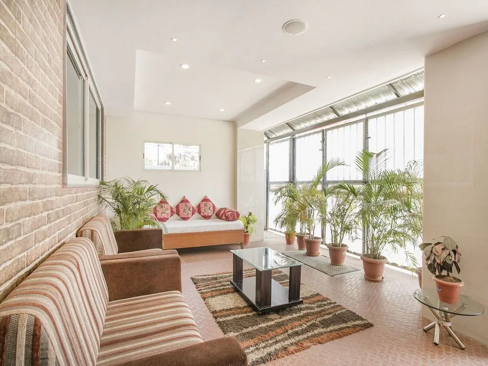OYO 9017 Pride Homes