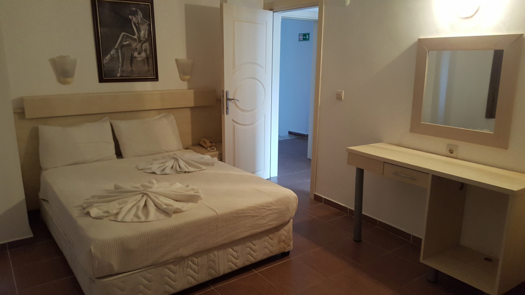 Golden Star Otel