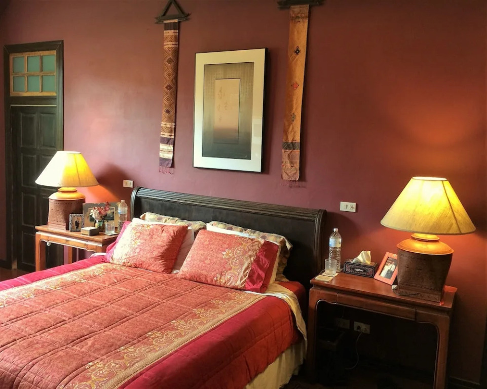 The White Elephant House