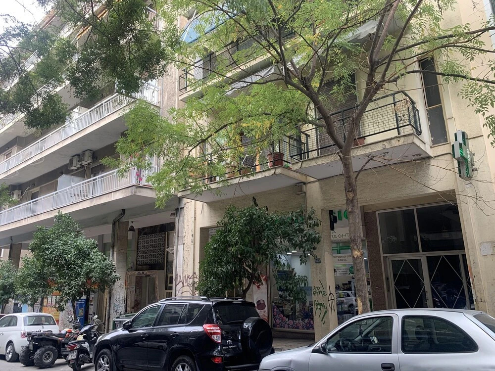 Stay central Athenian flat