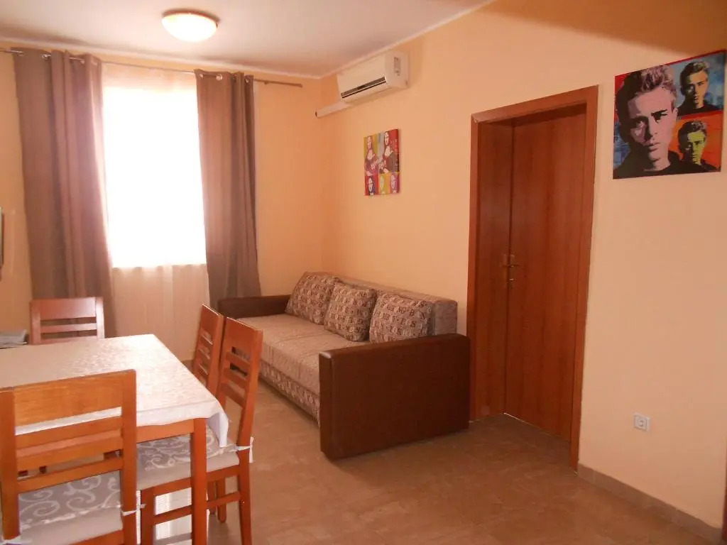 Apartments Burazer