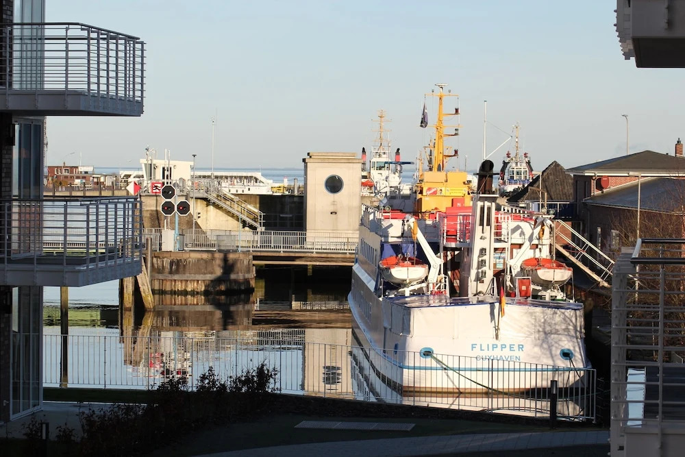Wohnen am Yachthafen W45