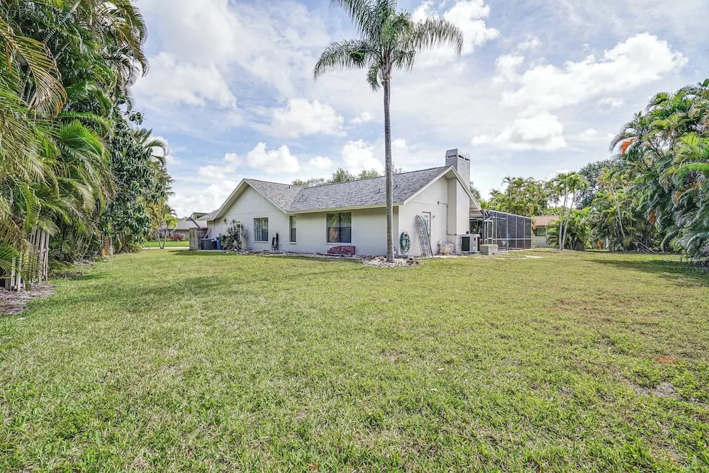 Fort Myers Home, Lanai & Private, Heated Pool