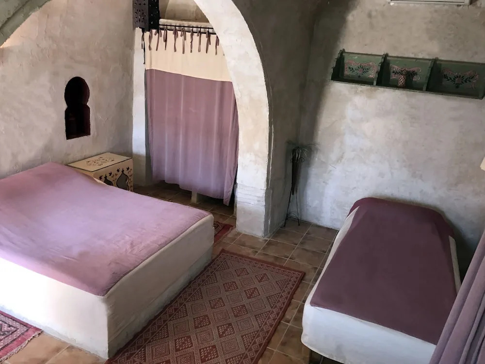 hotel arisha