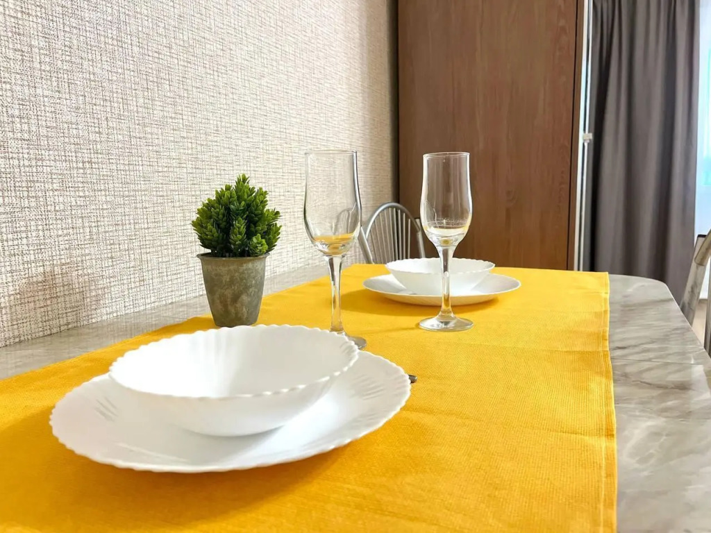 Romlex Apartments (Ромлекс) на улице Сидора Путилова 45