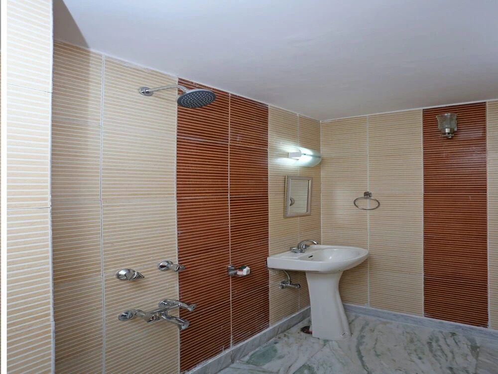 OYO 9103 Home 4BHK Pinewood Valley