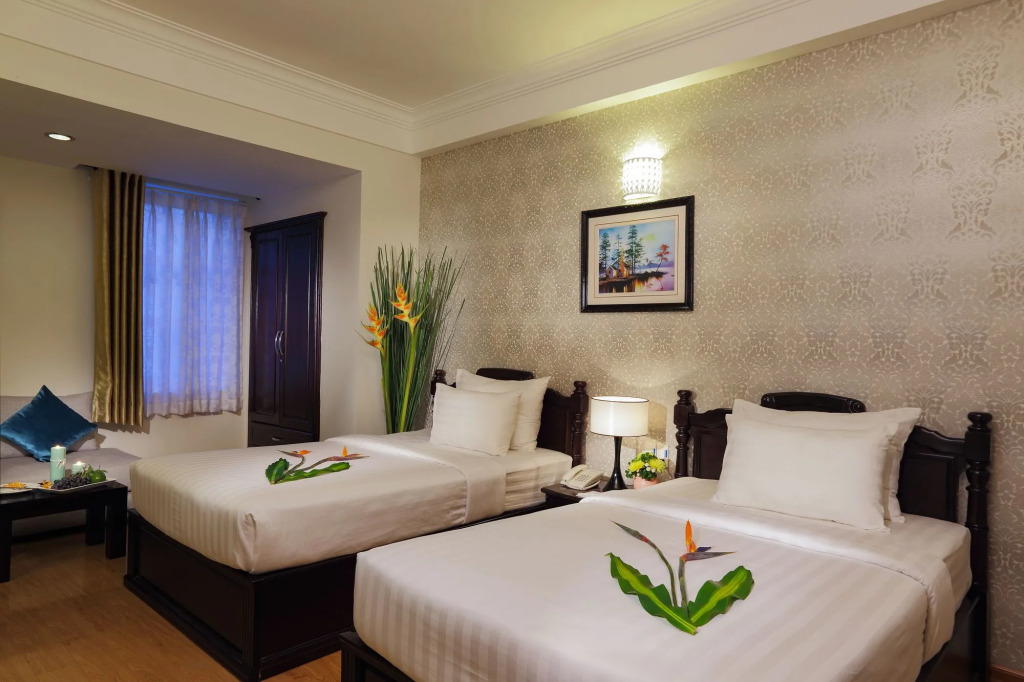 Sunrise Central Hotel