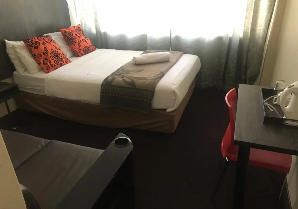 Businessburg Hotel