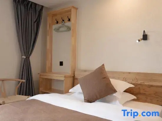 Untamed Nature Resort Homestay (Kanas Scenic Area Branch)