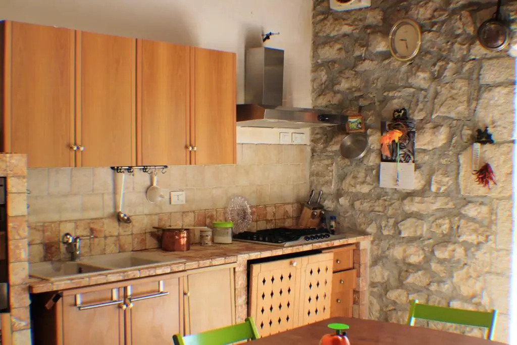 2 bedrooms appartement with shared pool furnished garden and wifi at Modica