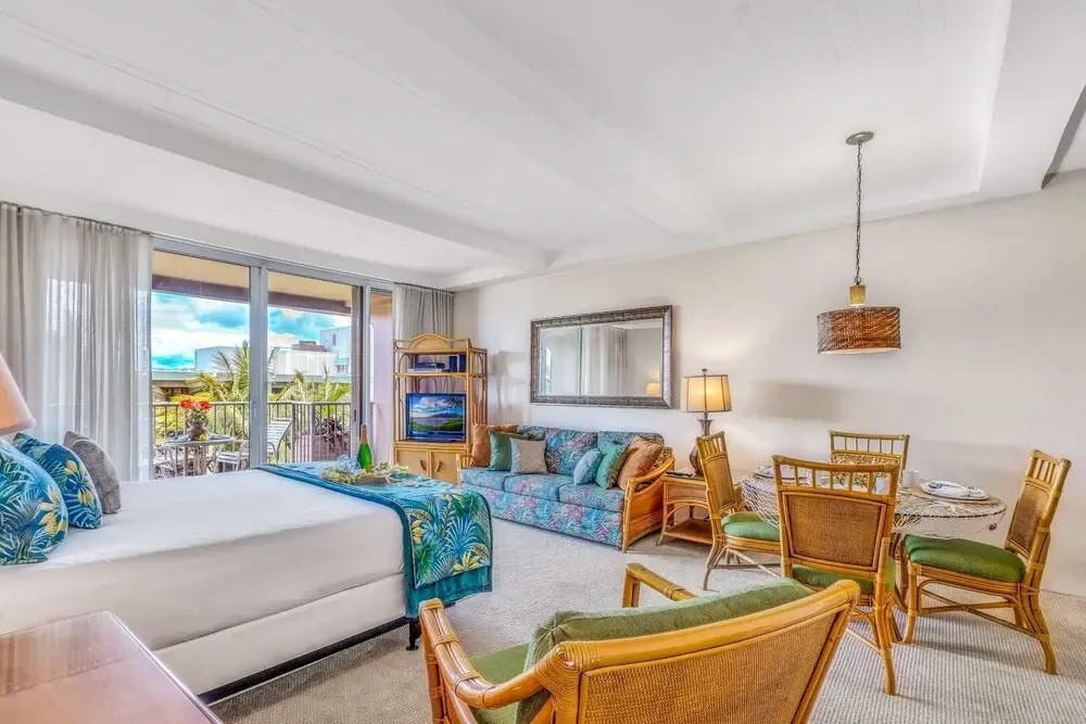 Whaler 6th Floor Oceanview Studio 0 Bedroom Condo by Redawning