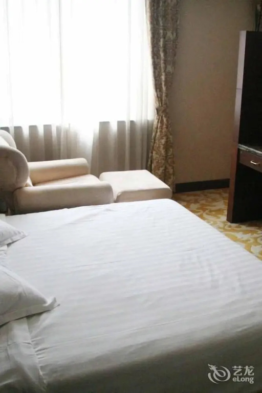 Royal Palace Hotel