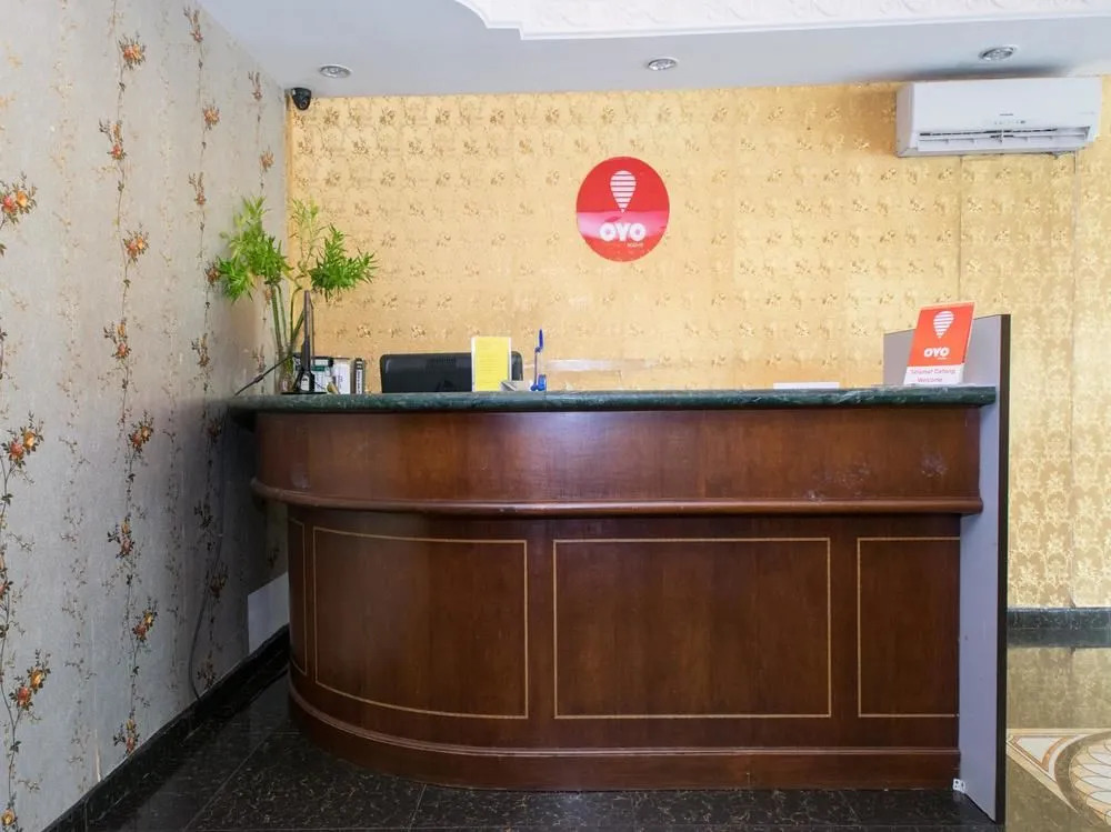 OYO 110 Cosmic Hotel