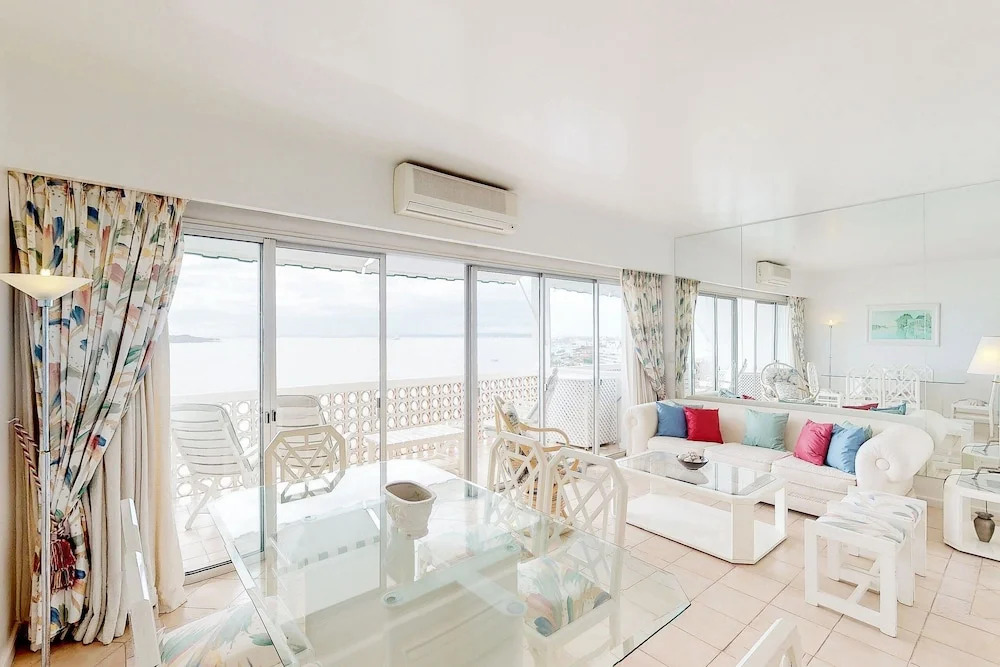 Oceana Suites Vanguardia