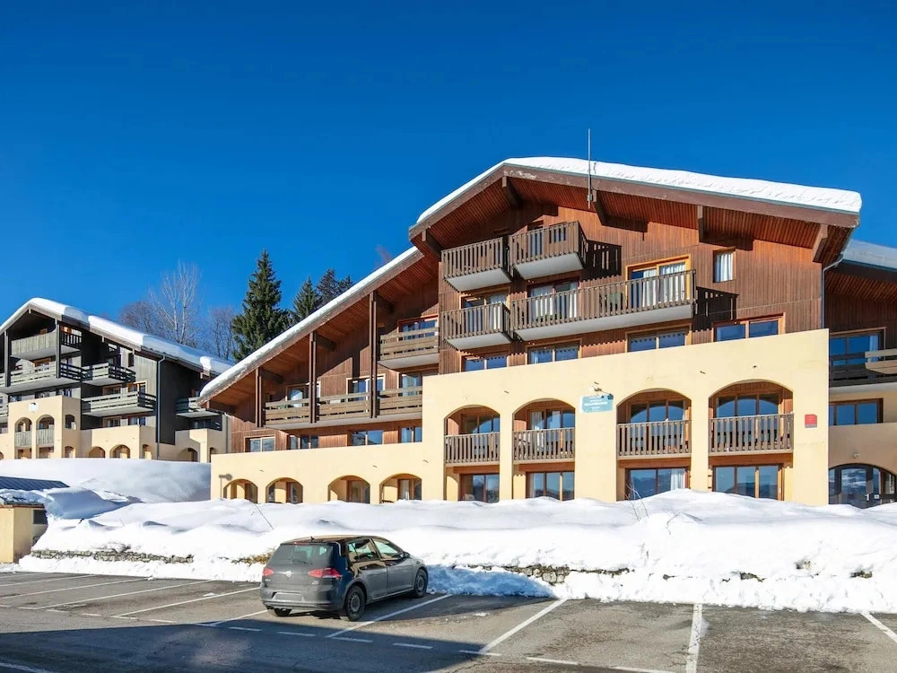 Alpine Stay for Four With Balcony
