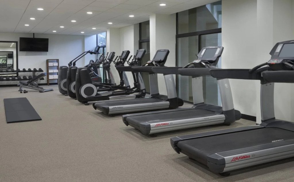 Four Points by Sheraton Toronto Airport
