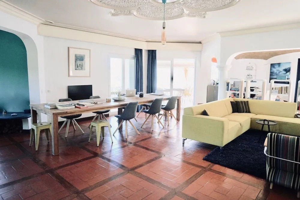 The White House - Boutique Villa