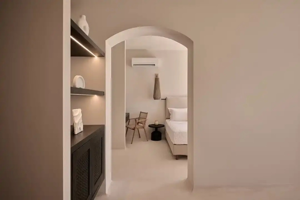 Utopia Hotel