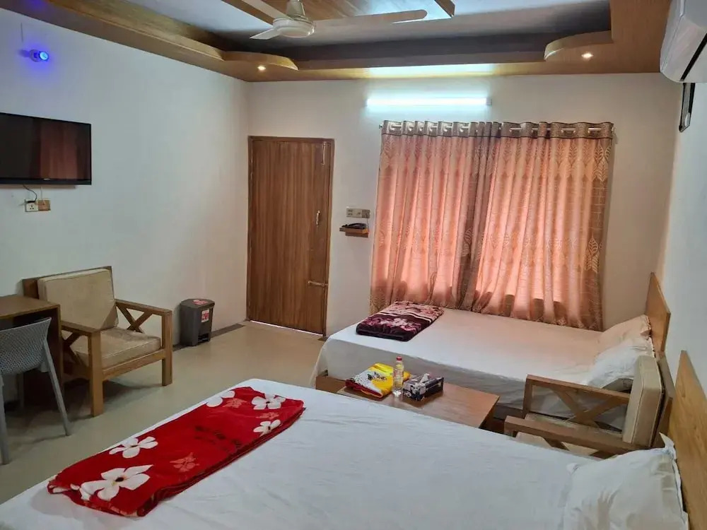 Hotel Dhanmondi