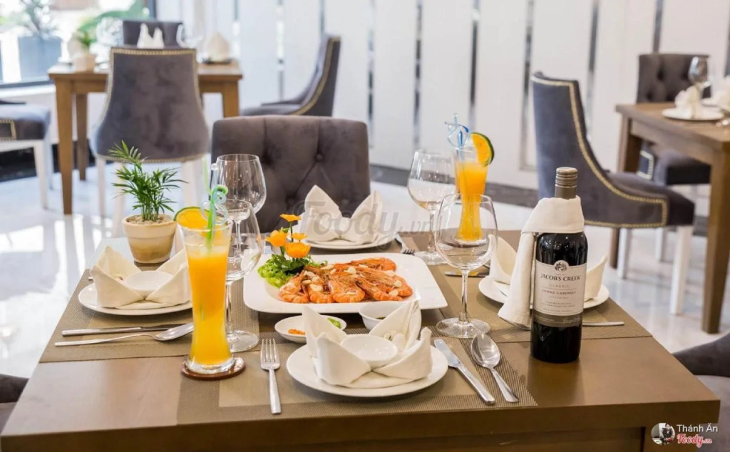 Saigontourane Hotel