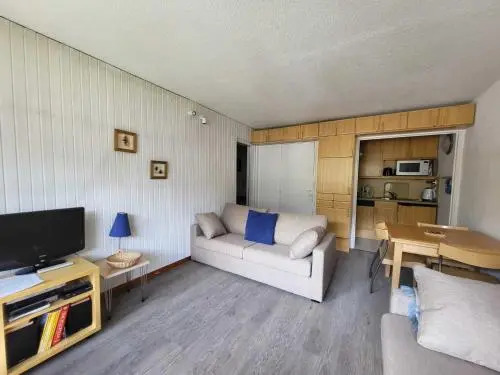 Apartment Deux pieces exp sud a 500 m des pistes. 23