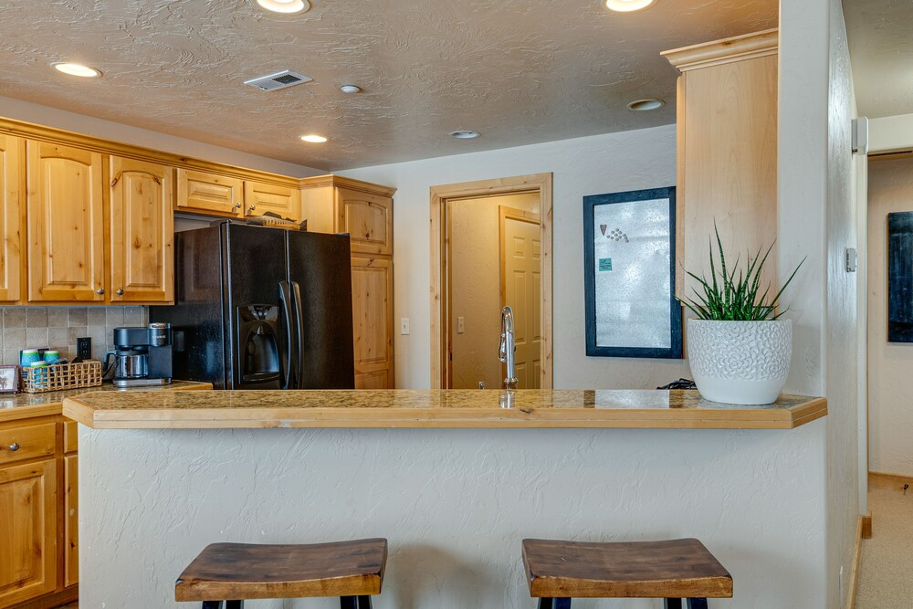 Cozy Park City Townhome By Dining, Shops & More