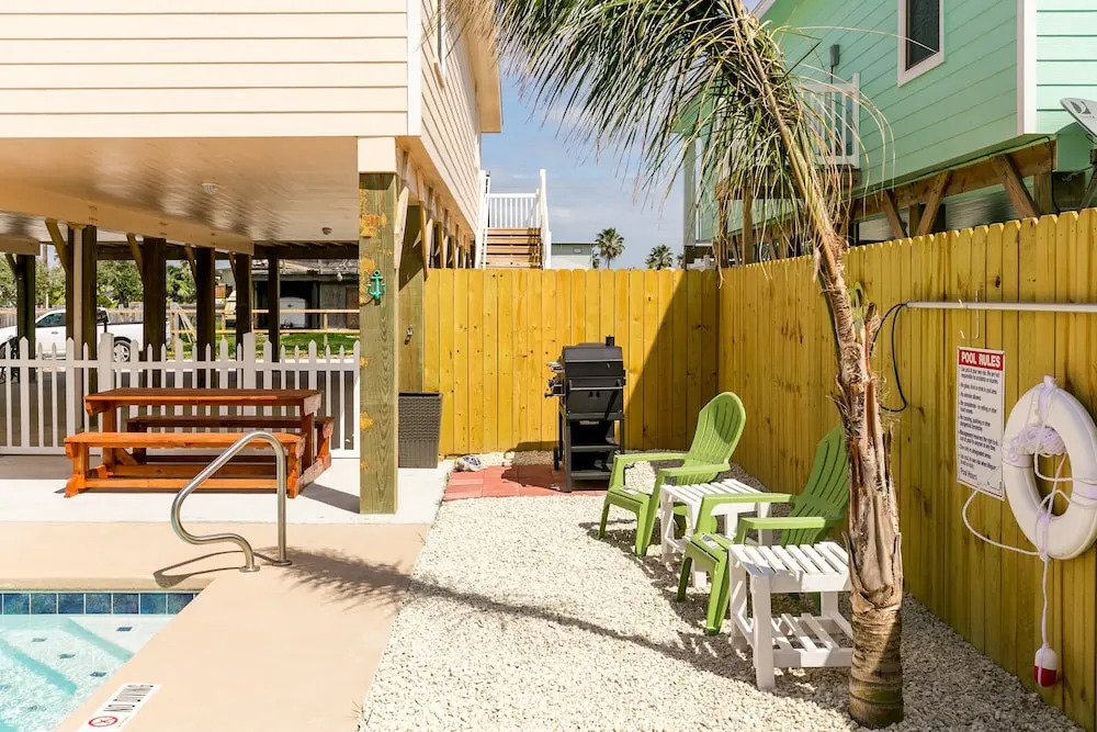 Sandy Bottoms 408 by RedAwning