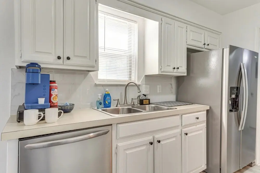 South OKC Home w/ Game Room: 18 Mi to OU Campus!