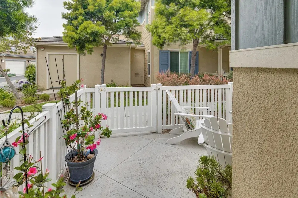 Walk to Beach Luxe San Buenaventura Villa!