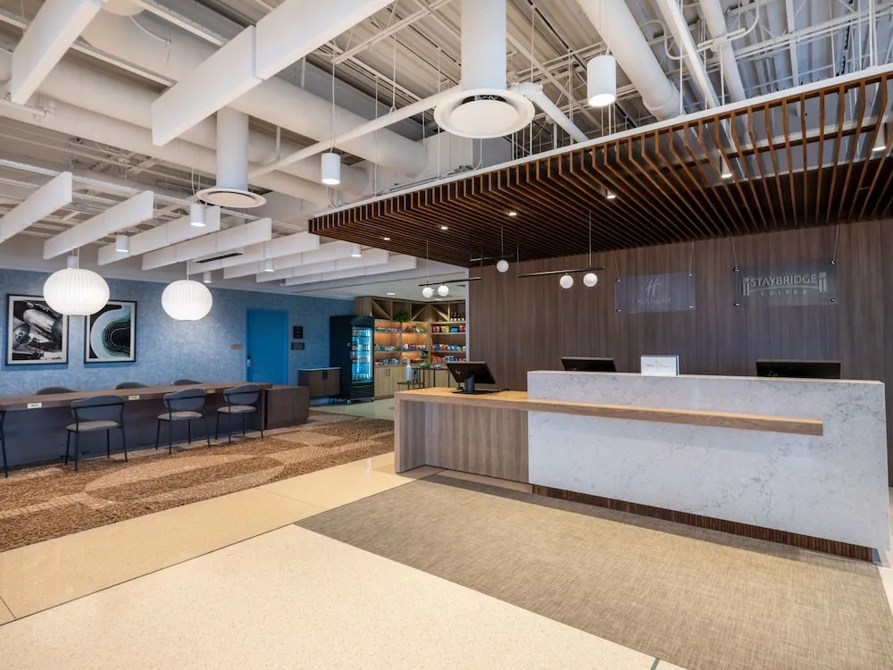 Staybridge Suites Chicago OHare - Rosemont by IHG