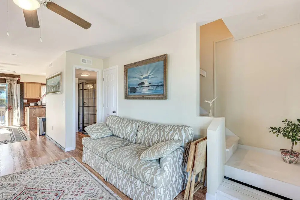 Walk to Beach: Duplex in North Topsail Beach!