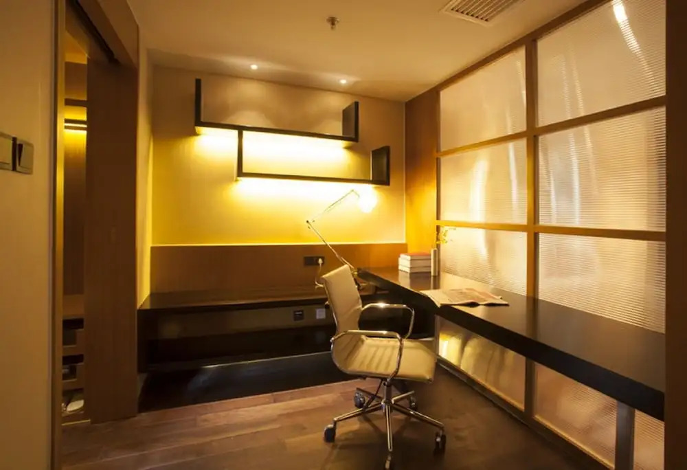 Lee Garden Service Apartment