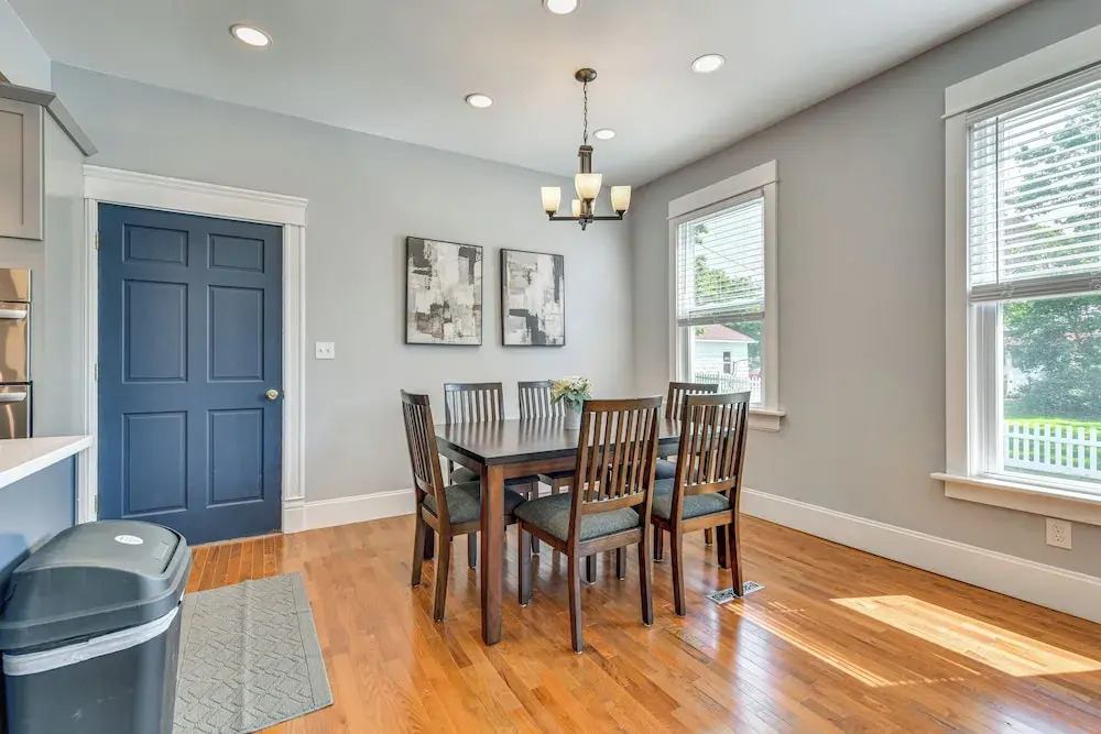 Pet-friendly Lancaster Home 13 Mi to Dtwn Buffalo