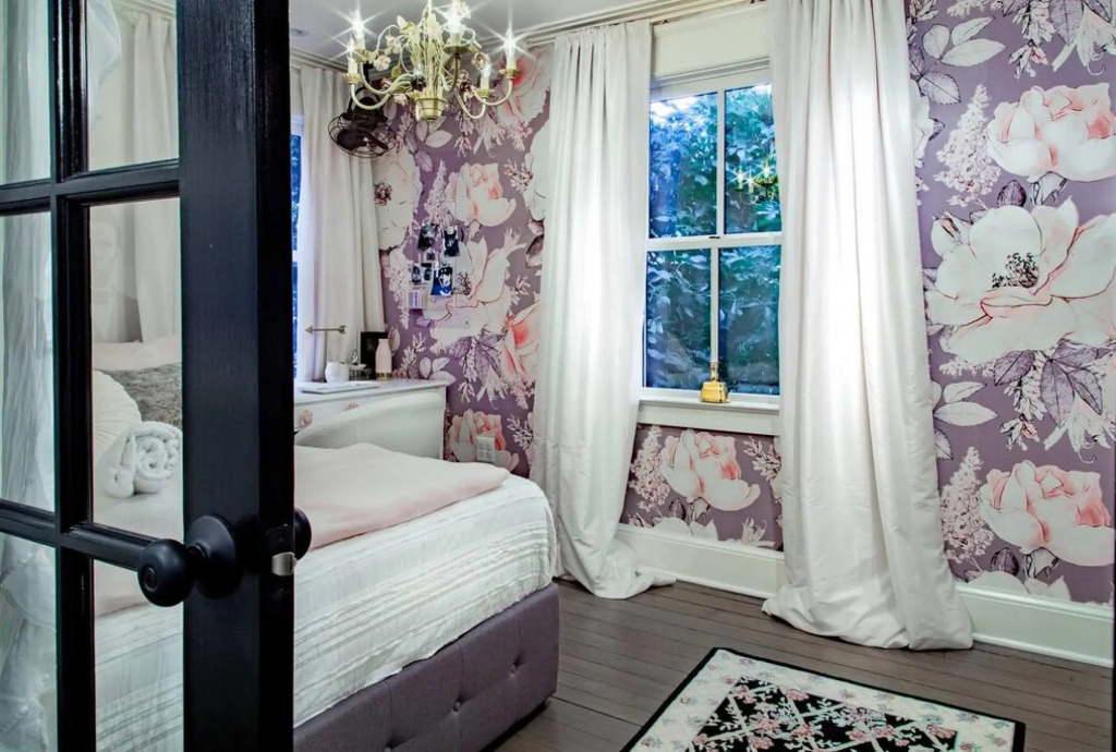 The Liberty House Of Old Town ✯✯✯✯✯ Designer Home
