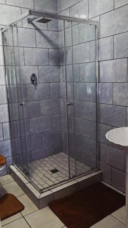 DreamWest Living Guesthouse